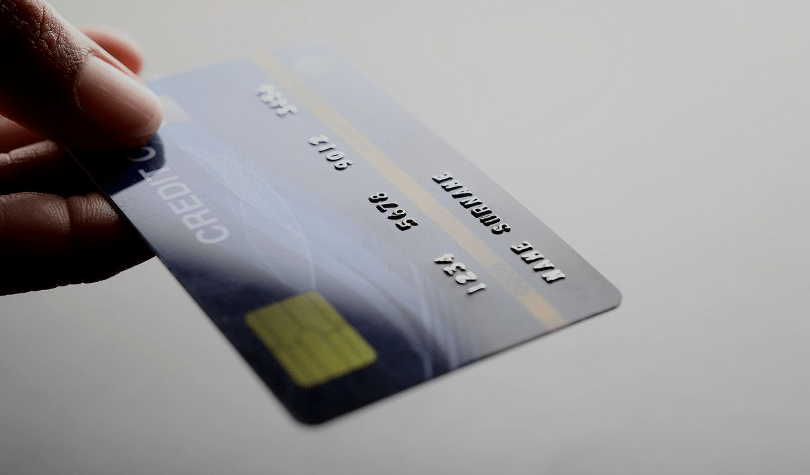 5 Reasons Why You Should Switch to Credit Cards in 2021