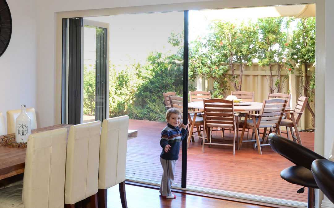 What Are the Advantages of Having Fly Screens in Your House?