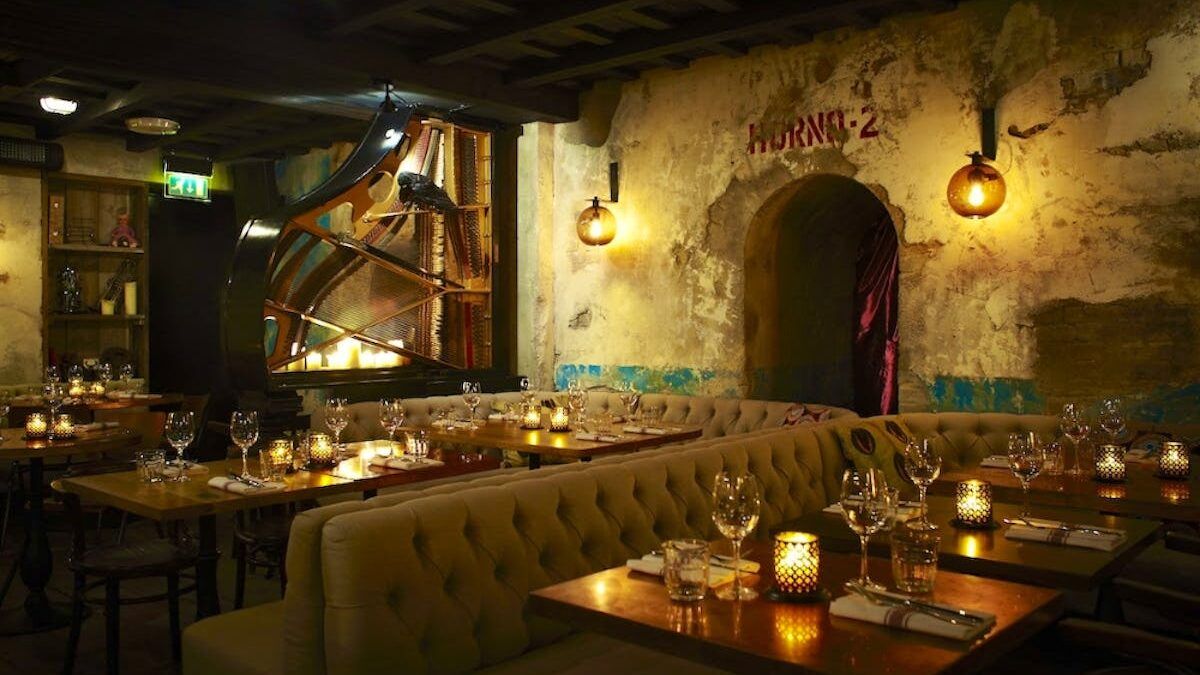 Craving Midnight Snacks? Discover the Best Late Night Eats!