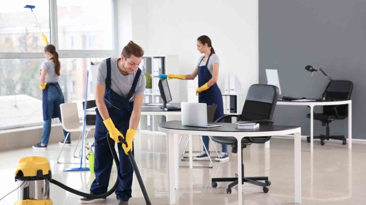 Dallas Commercial Cleaning Services: Elevating Workplace Cleanliness and Professionalism